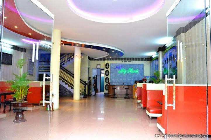 My Hanh Hotel Хюэ Экстерьер фото